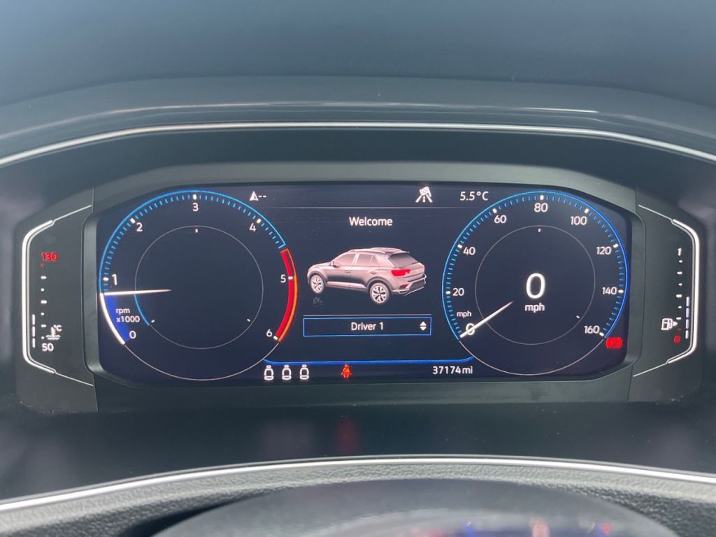 Used Volkswagen T-Roc 2018 for sale - 77417298: Photo 13