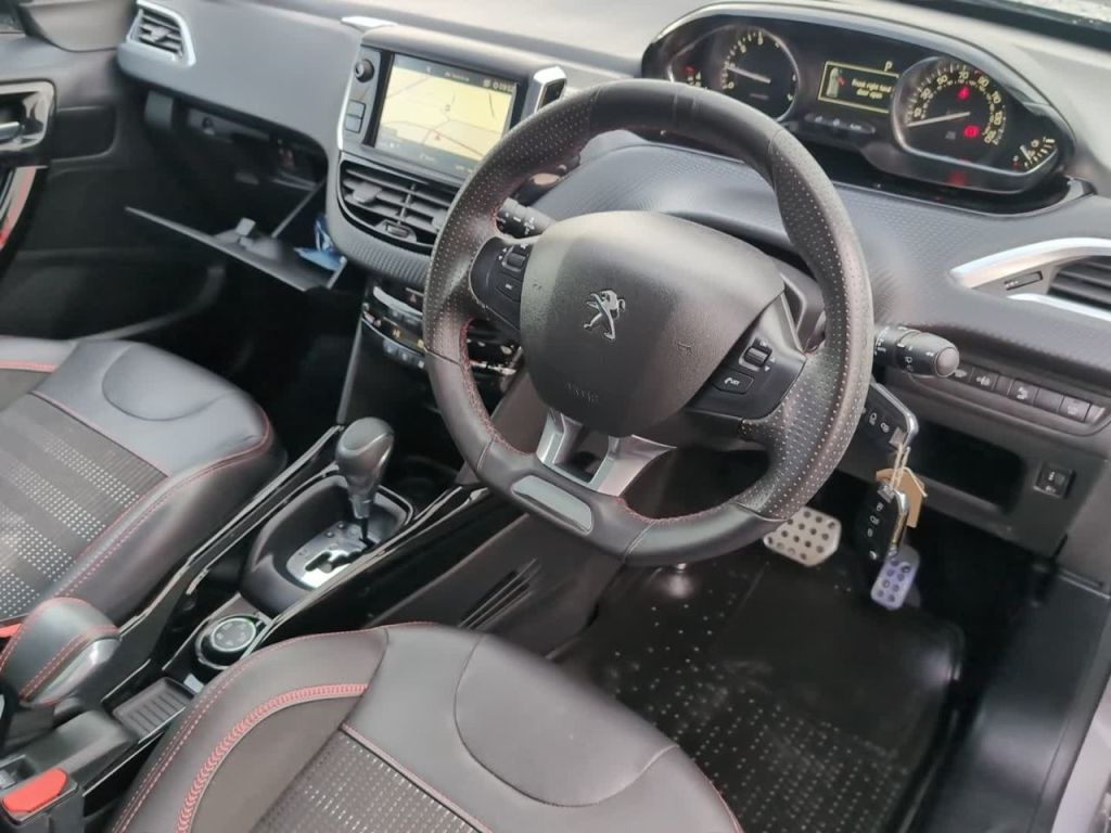 Used Peugeot 2008 2018 for sale - 76391545: Photo 9