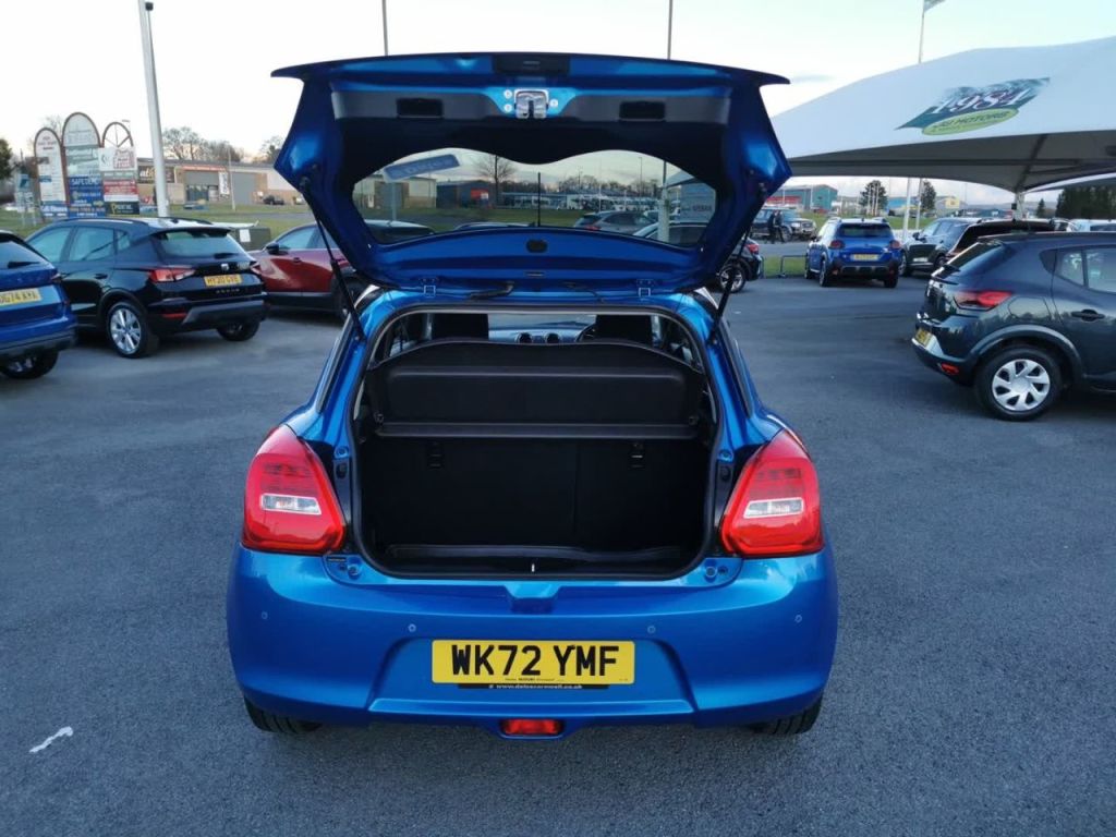 Used Suzuki Swift 2023 for sale - 77436164: Photo 9