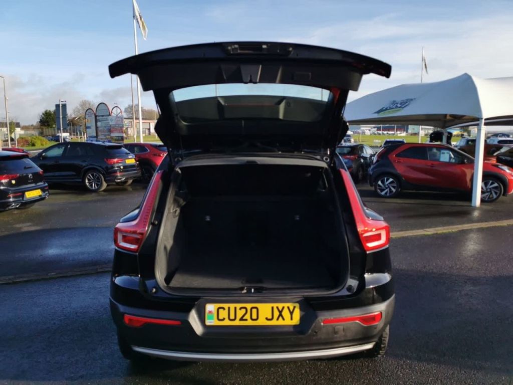 Used Volvo XC40 2020 for sale - 76961744: Photo 9