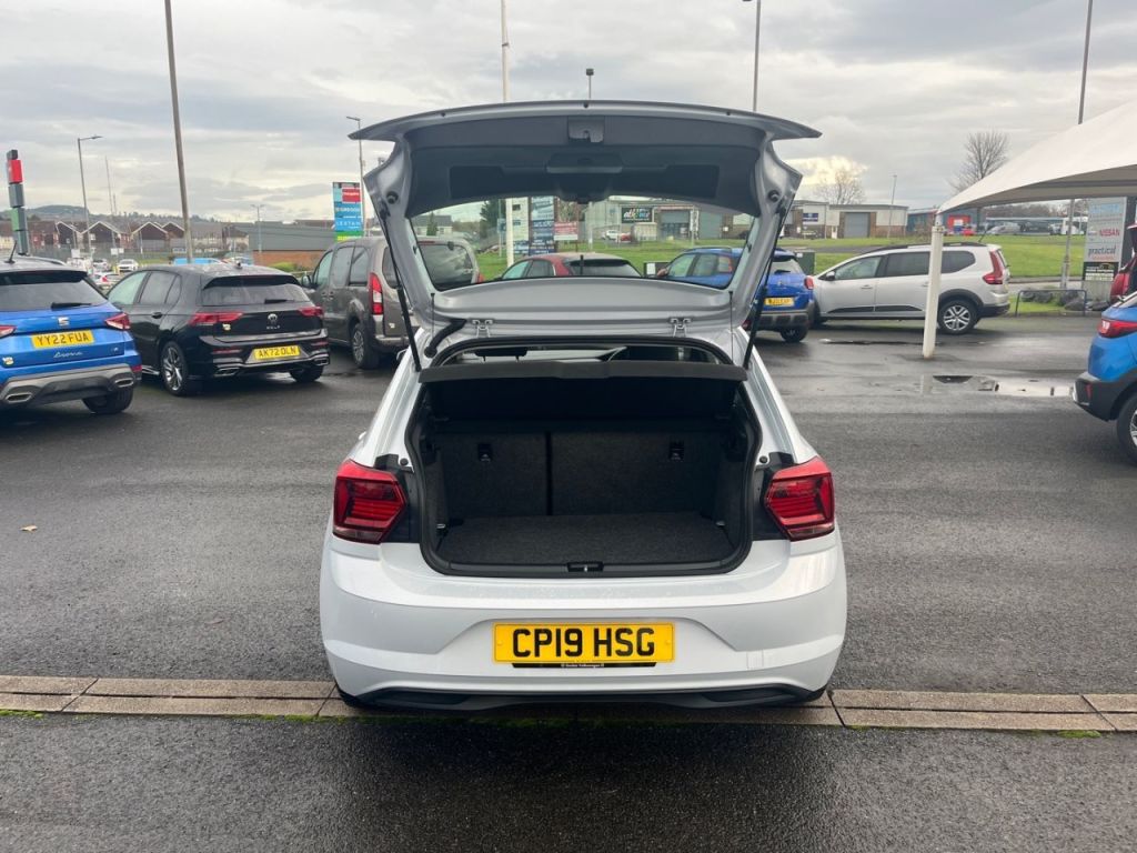 Used Volkswagen Polo 2019 for sale - 76490472: Photo 12