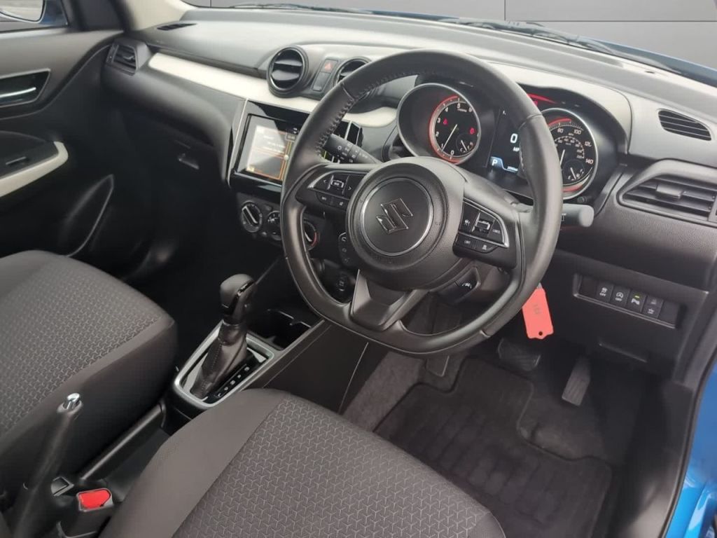 Used Suzuki Swift 2023 for sale - 76904818: Photo 9