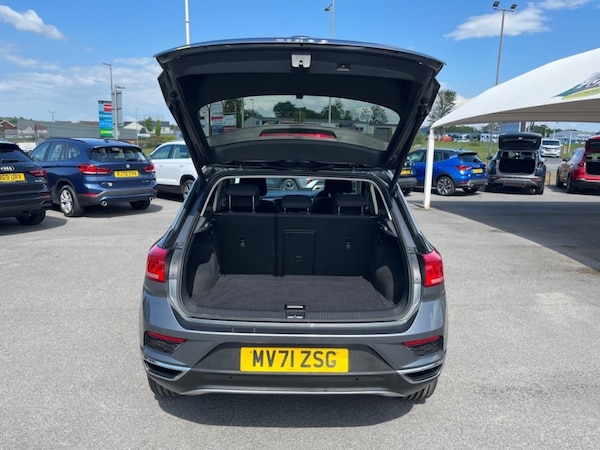 Used Volkswagen T-Roc 2021 for sale - 74624217: Photo 12