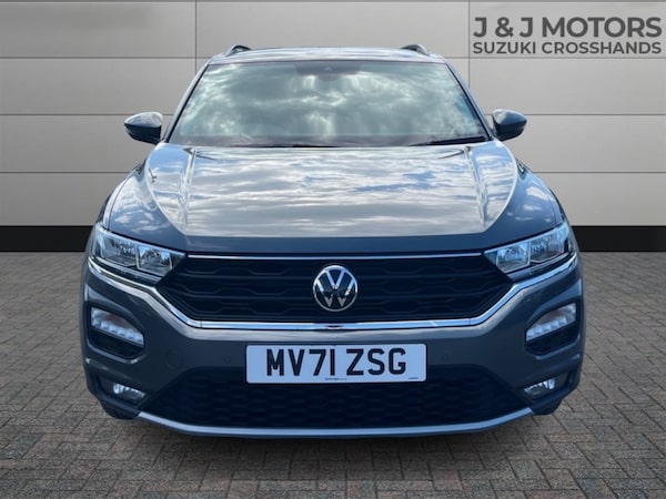 Used Volkswagen T-Roc 2021 for sale - 74624217: Photo 2