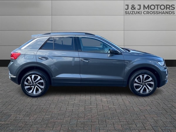 Used Volkswagen T-Roc 2021 for sale - 74624217: Photo 8