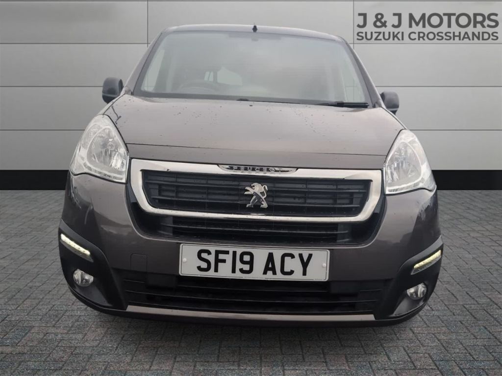 Used Peugeot Partner Tepee 2019 for sale - 76481240: Photo 2