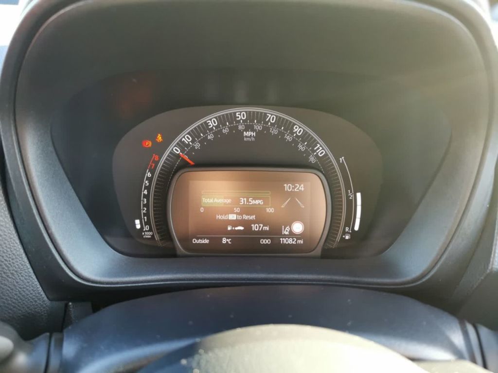 Used Toyota Aygo X 2023 for sale - 76693168: Photo 6