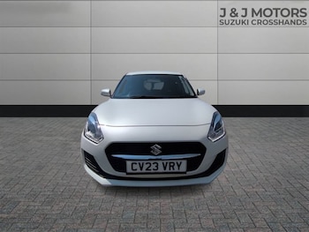 Used Suzuki Swift 2023 for sale - 79129005: Photo