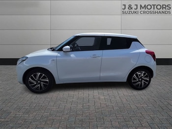 Used Suzuki Swift 2023 for sale - 79129005: Photo