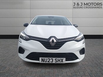 Used Renault Clio 2023 for sale - 77764094: Photo