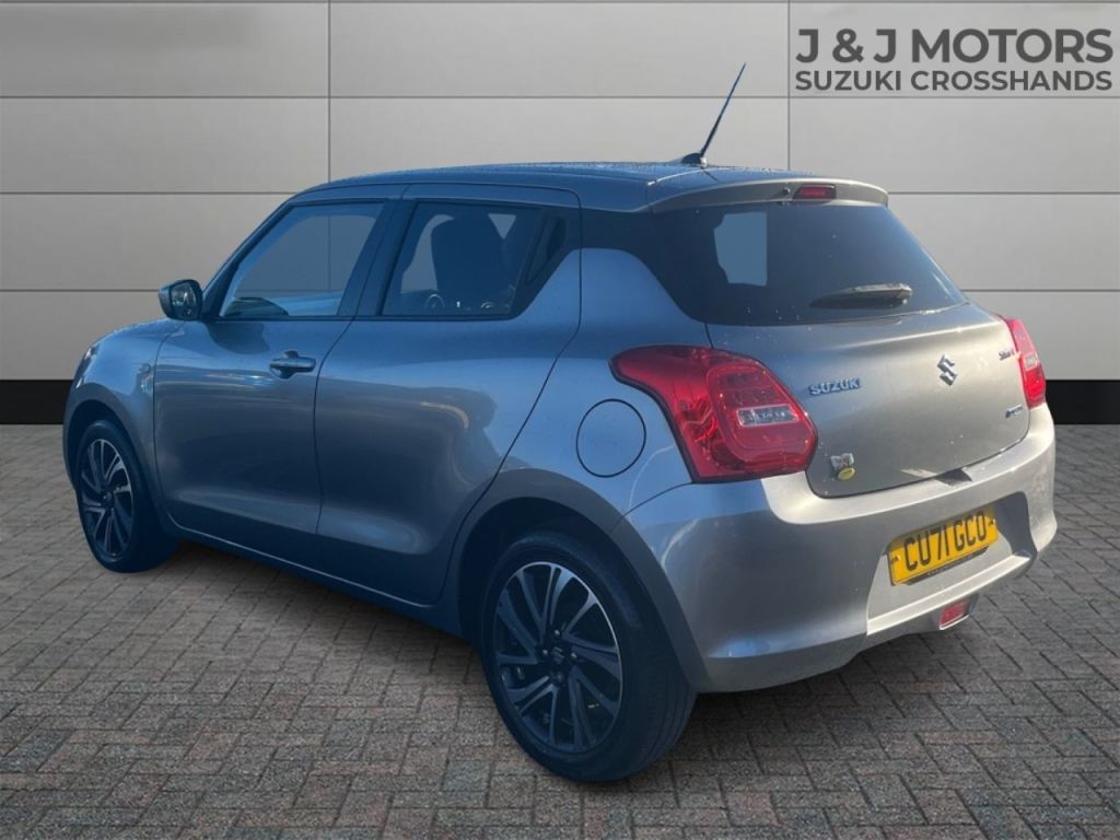 Used Suzuki Swift 2021 for sale - 76631217: Photo 5