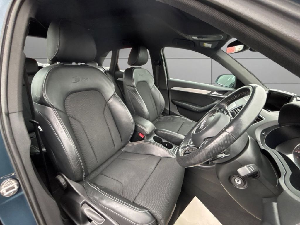 Used Audi Q3 2017 for sale - 77676100: Photo 11