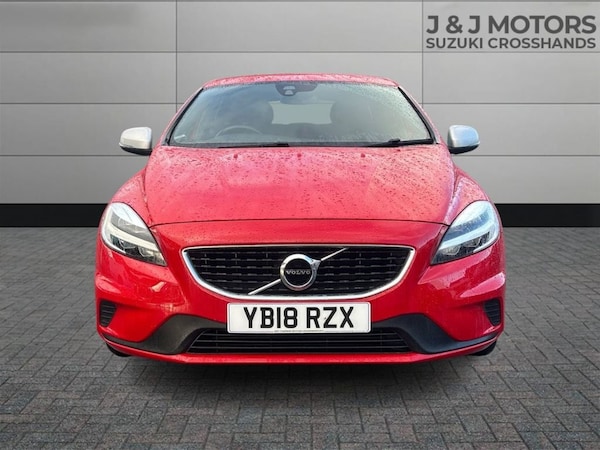 Used Volvo V40 2018 for sale - 74516161: Photo 2