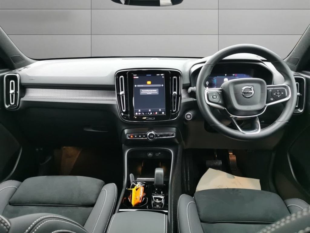 Used Volvo XC40 2024 for sale - 77275593: Photo 11