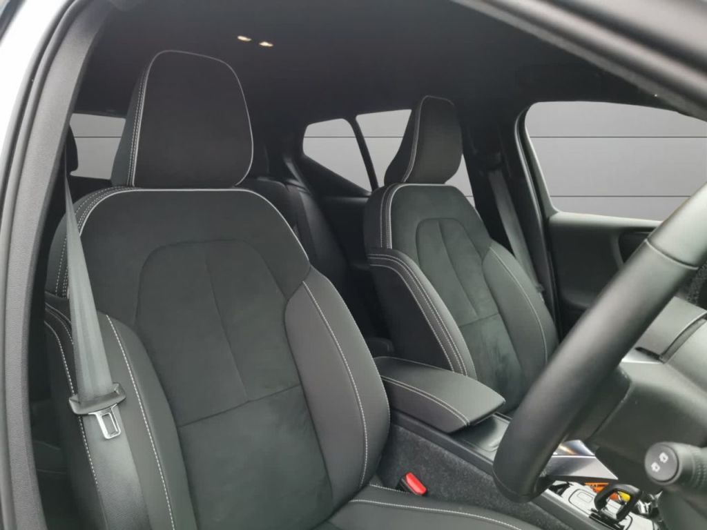 Used Volvo XC40 2024 for sale - 77275593: Photo 12