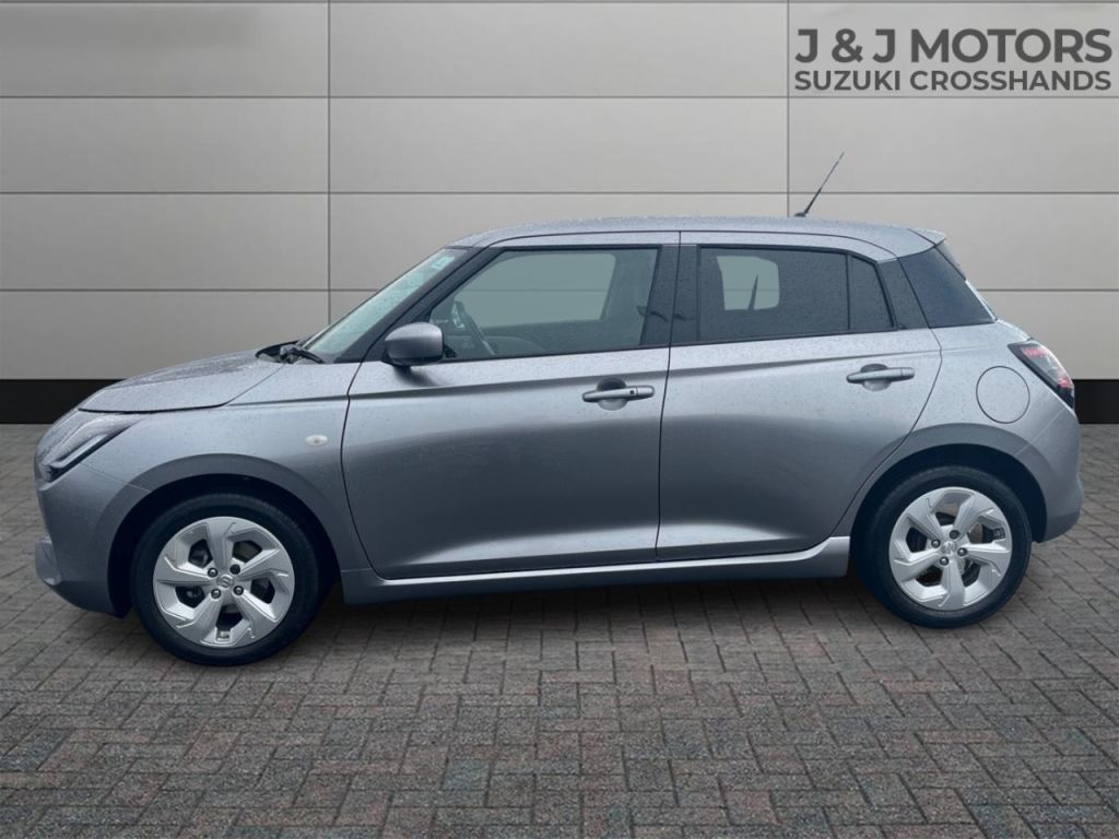 Used Suzuki Swift 2024 for sale - 76355962: Photo 4