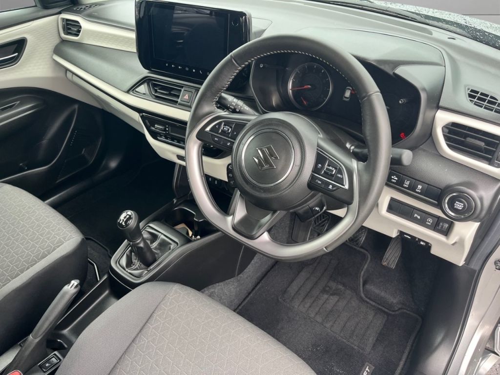 Used Suzuki Swift 2024 for sale - 76355962: Photo 9