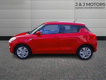 Used Suzuki Swift 2018 for sale - 76222973: Photo