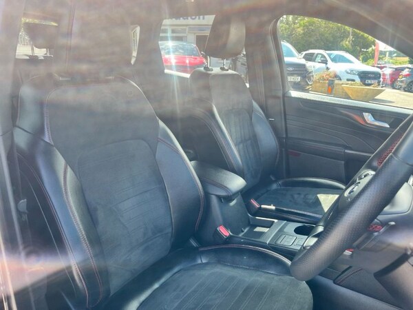 Used Ford Kuga 2022 for sale - 75617103: Photo 10