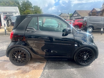 Used smart fortwo 2017 for sale - 75617114: Photo