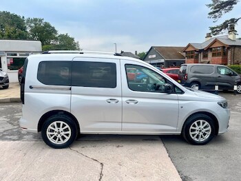 Used Ford Tourneo Connect 2022 for sale - 75617116: Photo