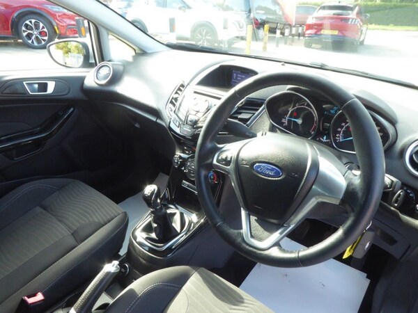 Used Ford Fiesta 2017 for sale - 76162565: Photo 12