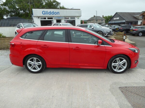 Used Ford Focus 2015 for sale - 75617108: Photo 5