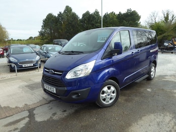 Used Ford Tourneo Custom 2018 for sale - 75617121: Photo