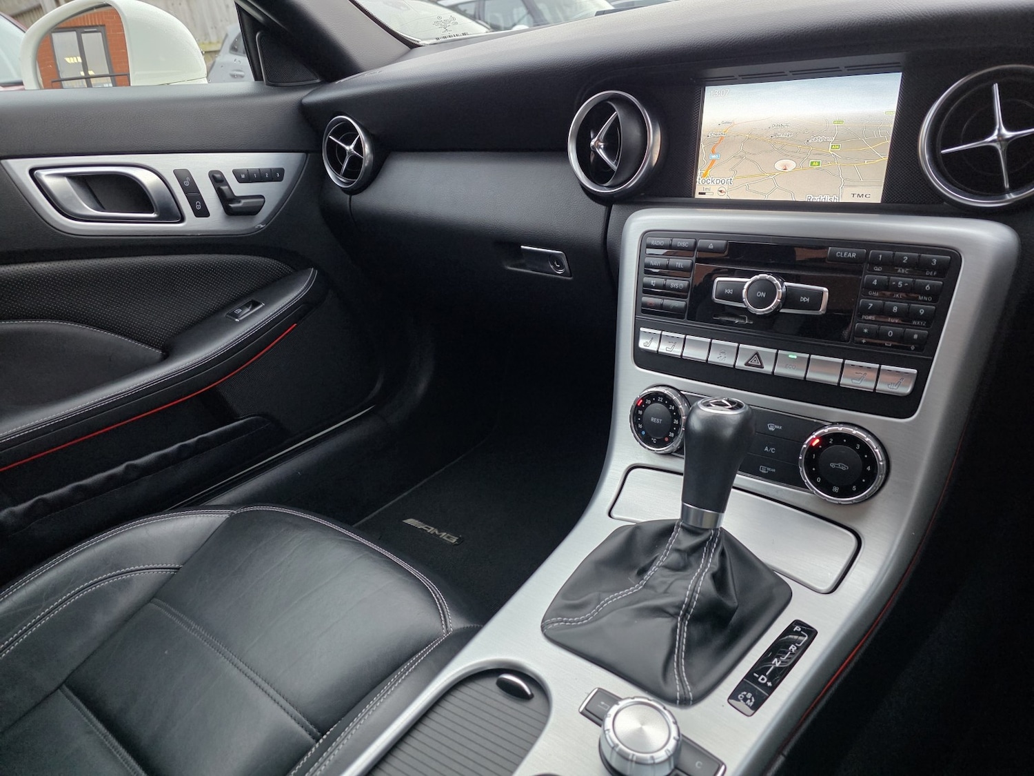 Used Mercedes-Benz SLK 2013 for sale - 77051602: Photo 4