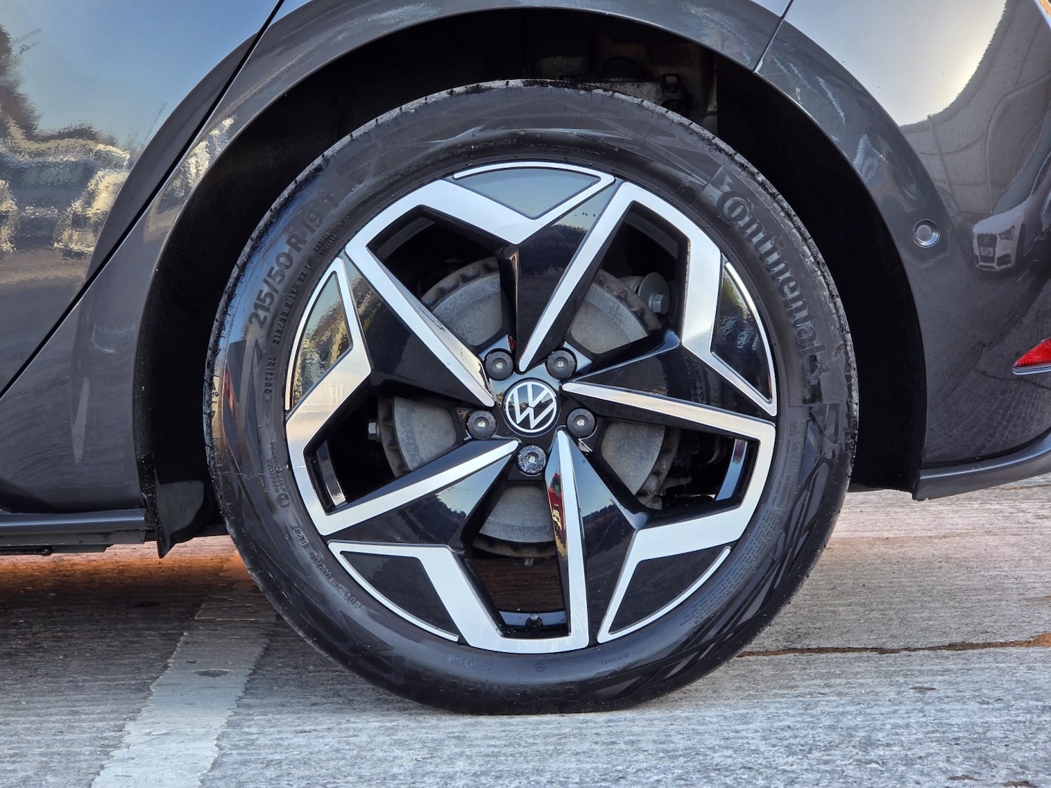 Used Volkswagen ID.3 2023 for sale - 76656337: Photo 12