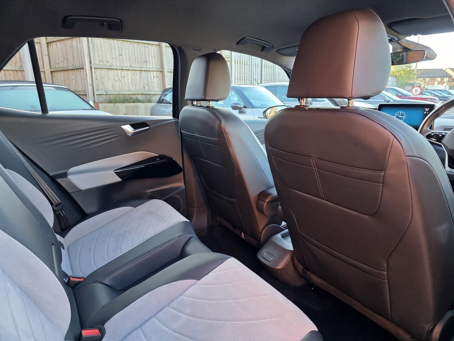 Used Volkswagen ID.3 2023 for sale - 76656337: Photo 28