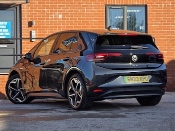 Used Volkswagen ID.3 2023 for sale - 76656337: Photo