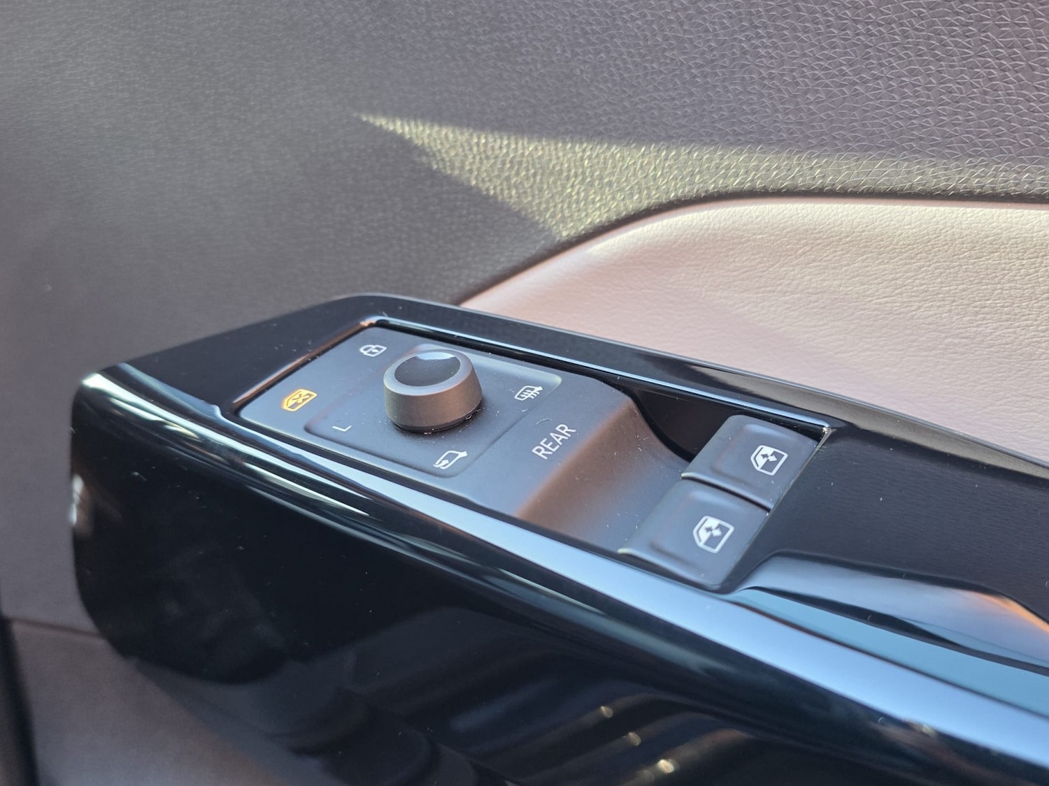 Used Volkswagen ID.3 2023 for sale - 76656337: Photo 32