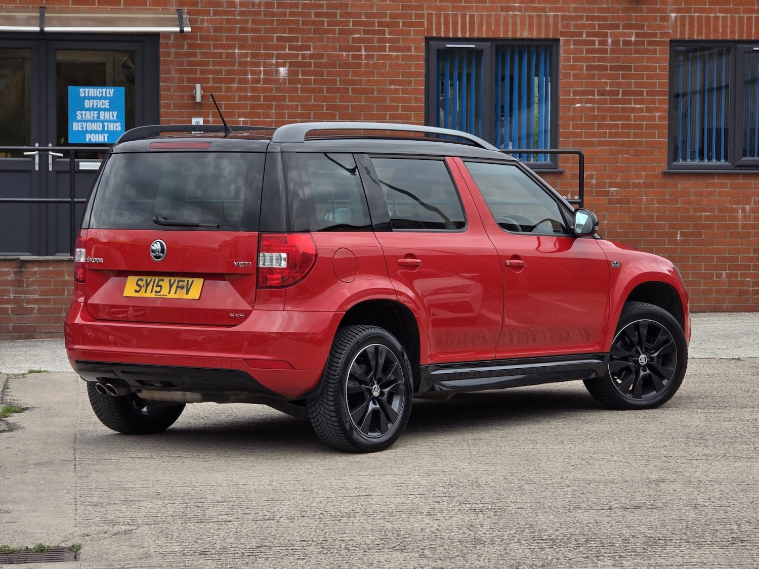 Used Skoda Yeti 2015 for sale - 76877626: Photo 6