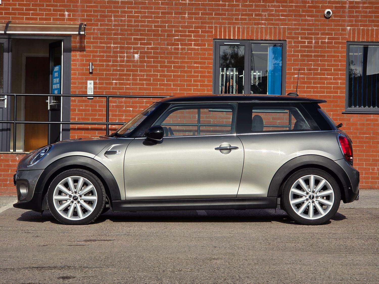 Used MINI Hatch 2018 for sale - 76656368: Photo 10