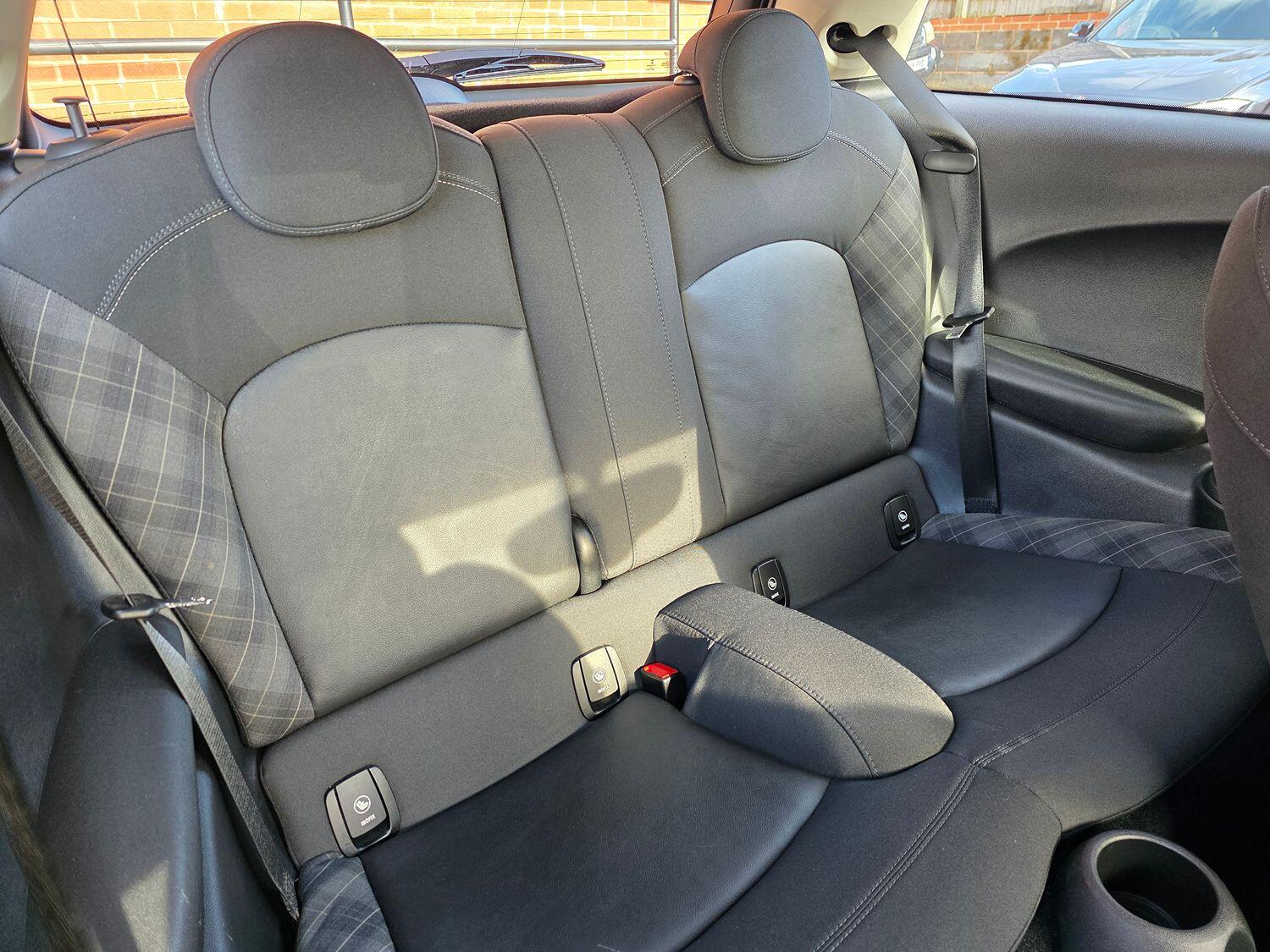 Used MINI Hatch 2018 for sale - 76656368: Photo 18