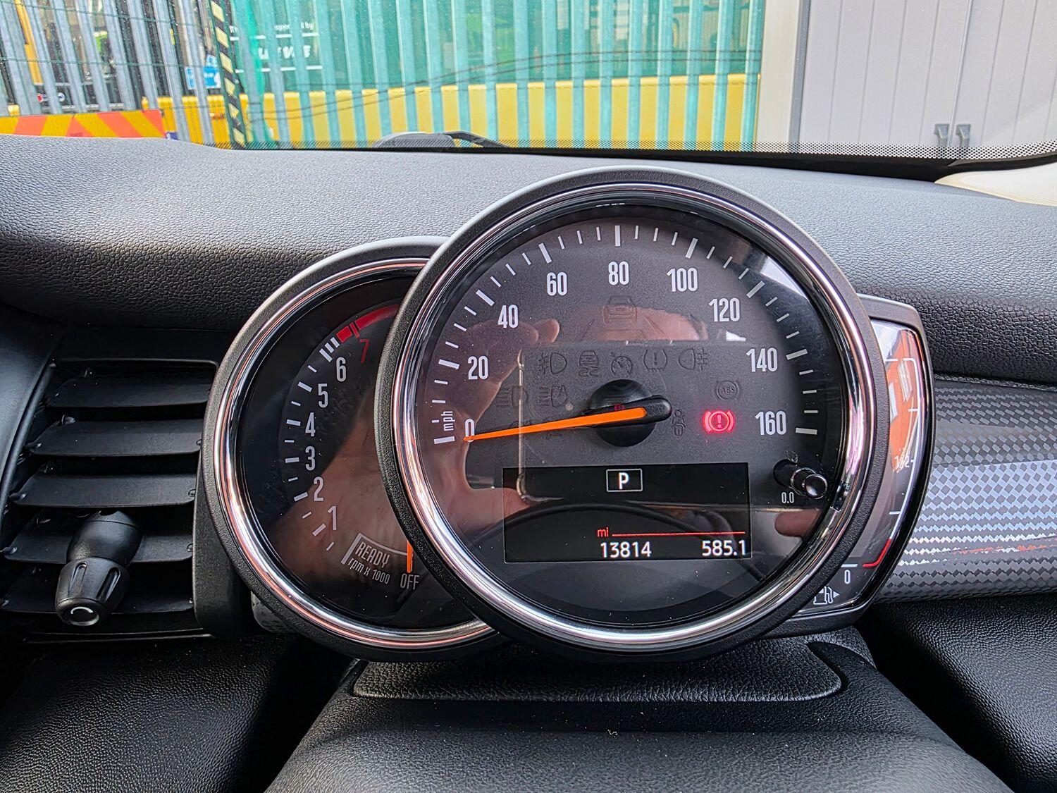 Used MINI Hatch 2018 for sale - 76656368: Photo 26