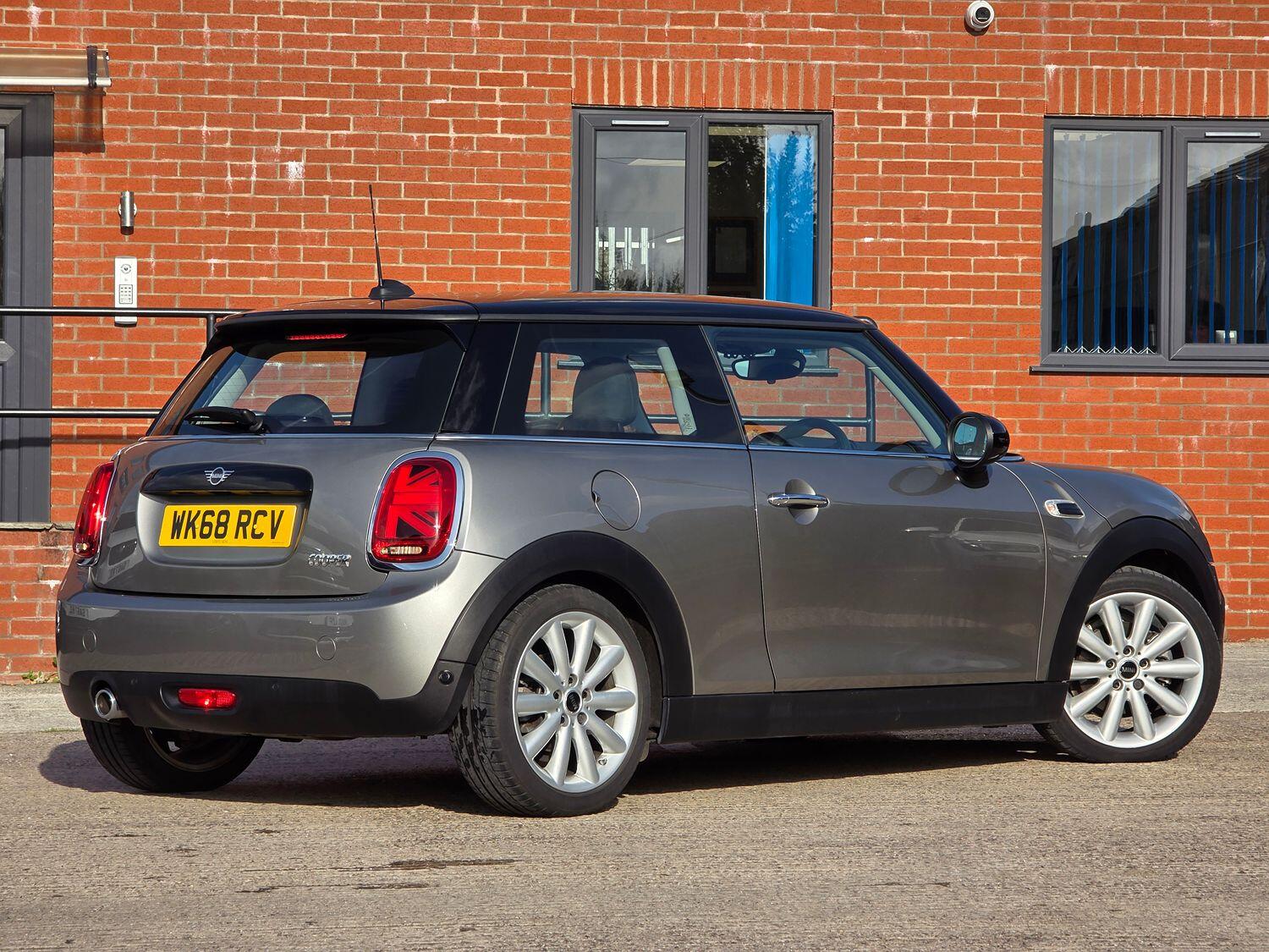 Used MINI Hatch 2018 for sale - 76656368: Photo 6