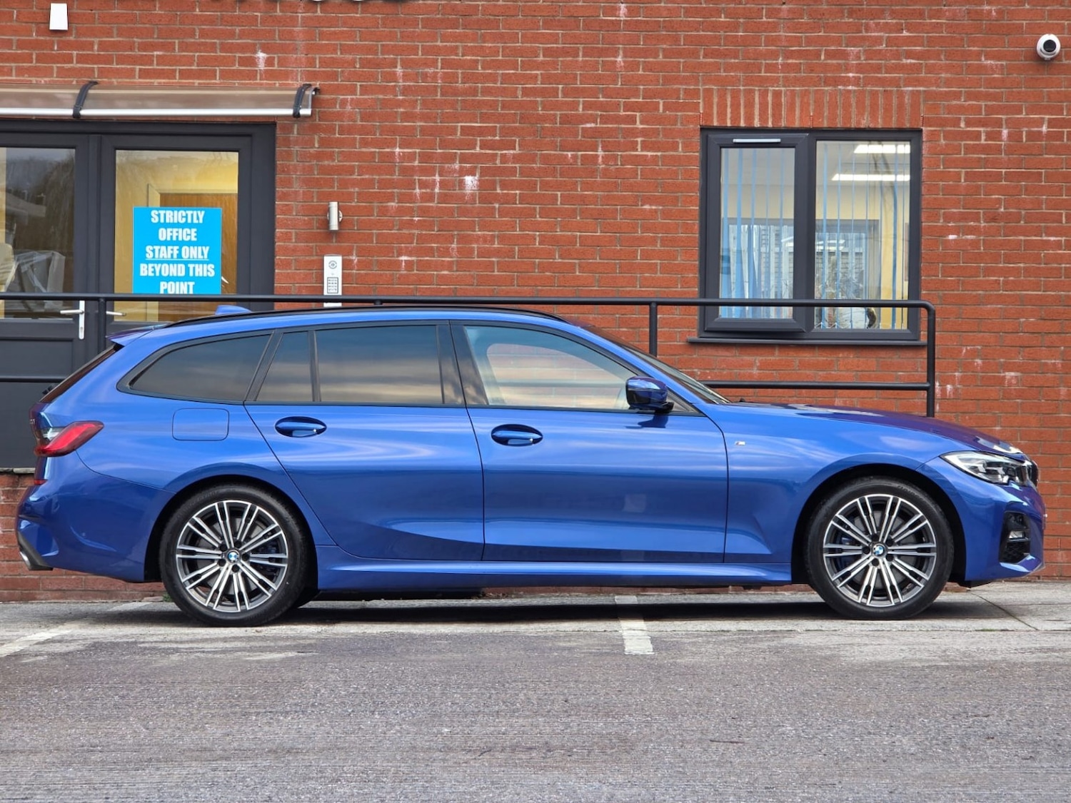 Used BMW 3 Series 2021 for sale - 76911138: Photo 7