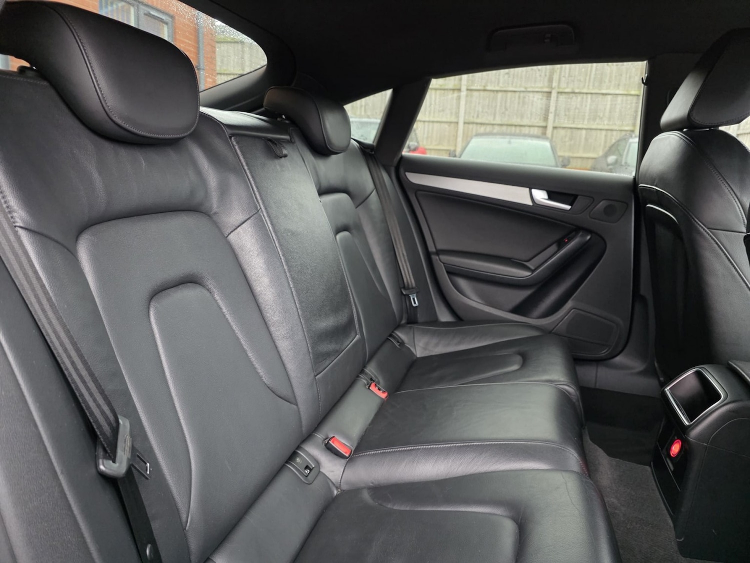 Used Audi A5 2011 for sale - 76656350: Photo 24