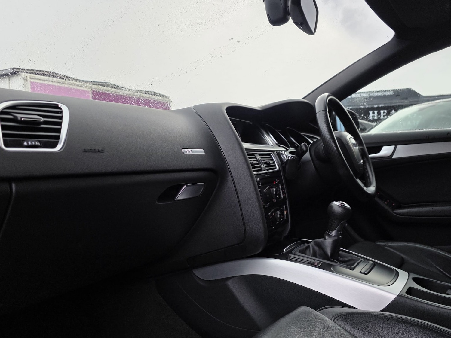 Used Audi A5 2011 for sale - 76656350: Photo 3