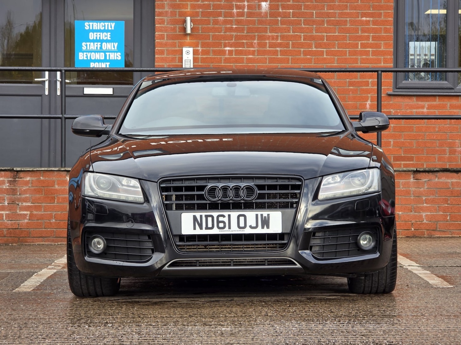 Used Audi A5 2011 for sale - 76656350: Photo 8