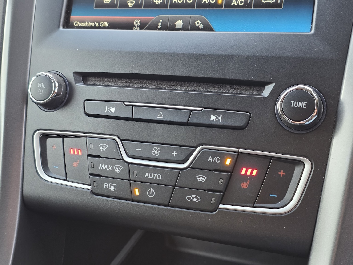 Used Ford Mondeo 2016 for sale - 76968598: Photo 20