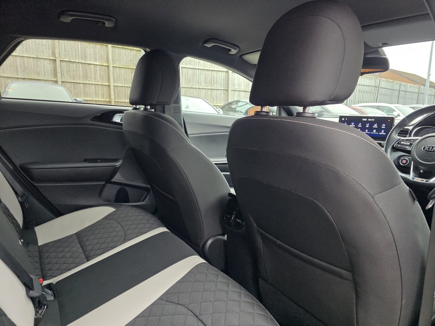 Used Kia Pro Ceed 2021 for sale - 76656312: Photo 31