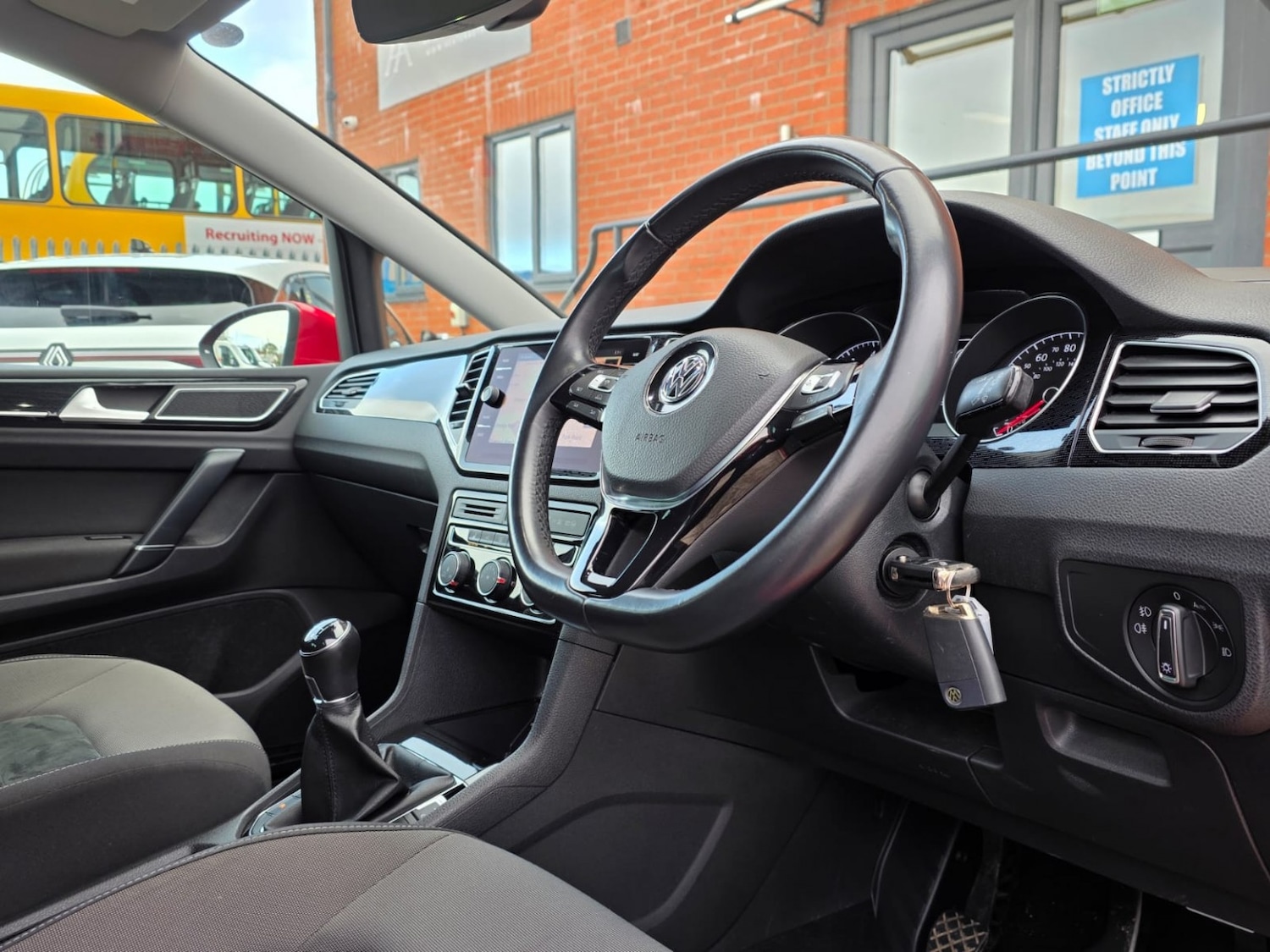 Used Volkswagen Golf SV 2018 for sale - 76656360: Photo 15