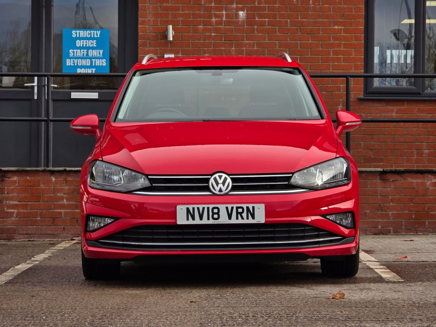 Used Volkswagen Golf SV 2018 for sale - 76656360: Photo 8