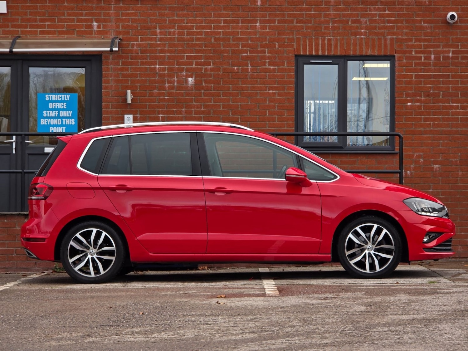 Used Volkswagen Golf SV 2018 for sale - 76656360: Photo 9