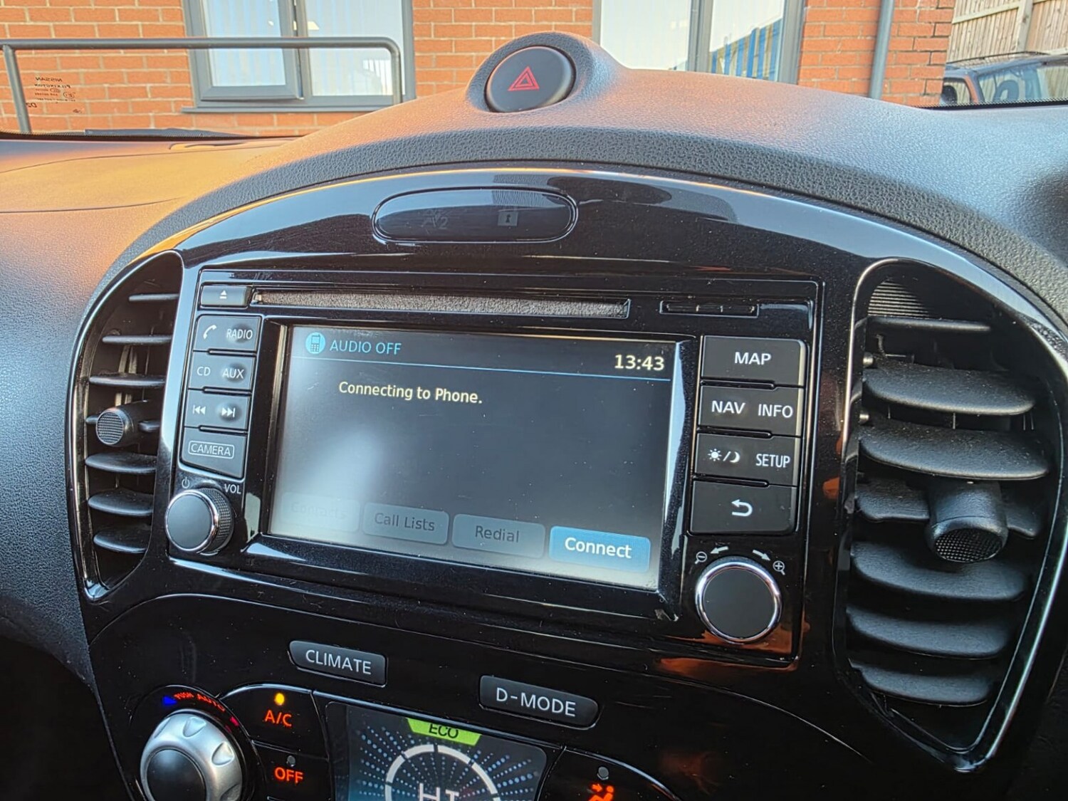 Used Nissan Juke 2015 for sale - 76911089: Photo 23