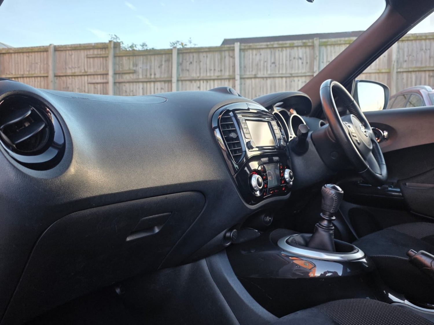 Used Nissan Juke 2015 for sale - 76911089: Photo 3