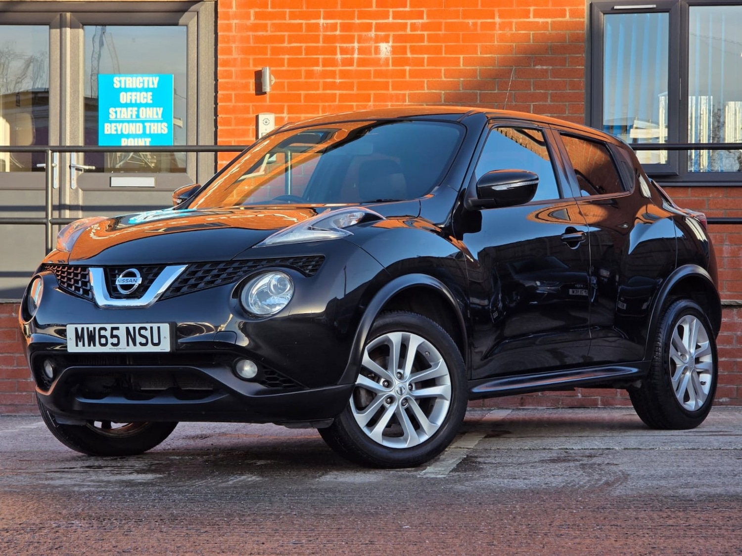 Used Nissan Juke 2015 for sale - 76911089: Photo 5